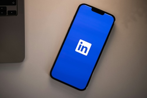 linkedin ads on mobile device small